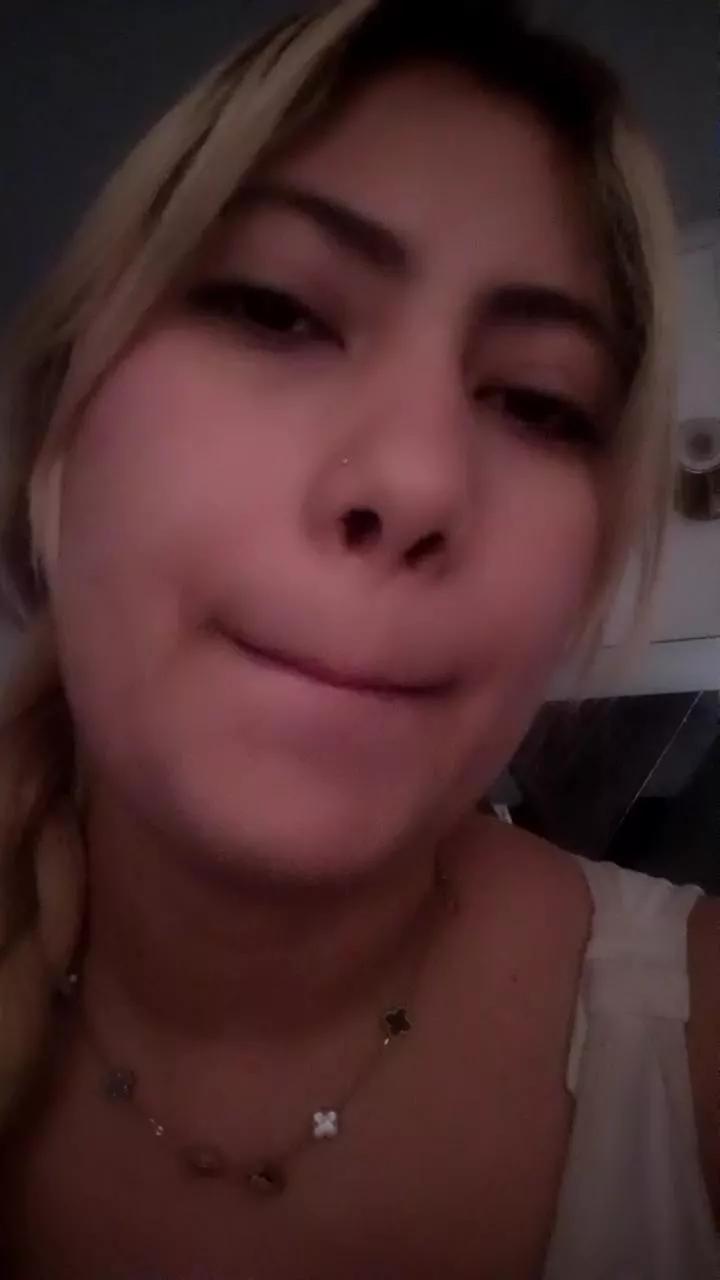 zoe_kimm on Cam4 