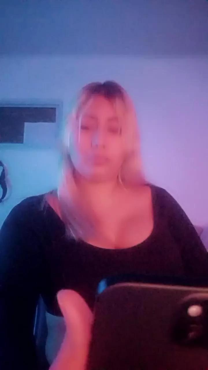 zoe_kimm on Cam4 