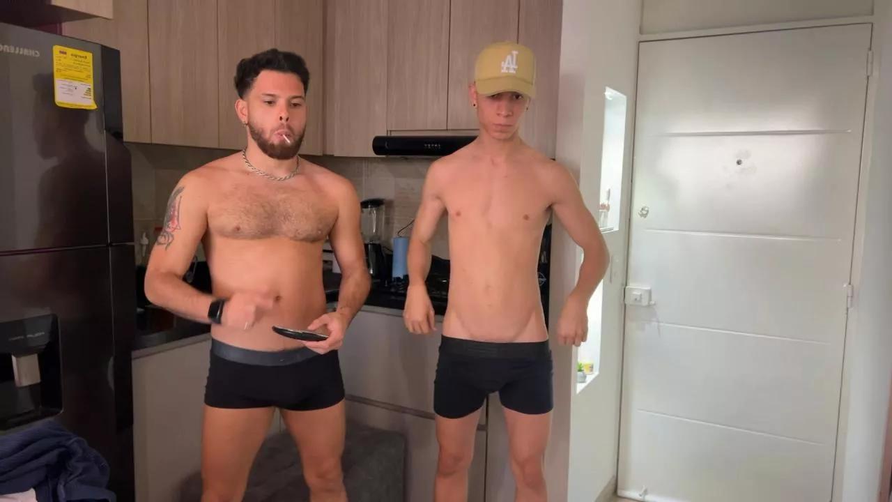 zoneboys_ on Cam4 