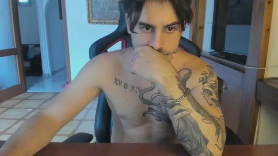 Zrauxo on Cam4 