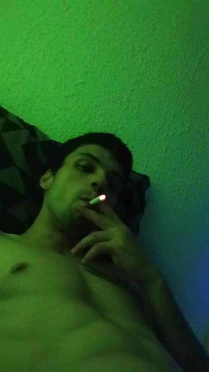 Zyonprive on Cam4 