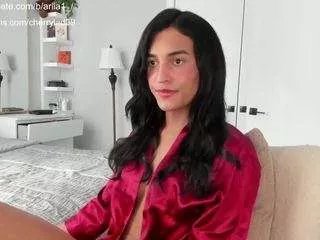 Offline ariiia on CamSoda