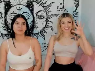 abby_and_lana on Chaturbate
