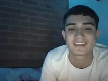 Freechat alejo_gray1 on Chaturbate