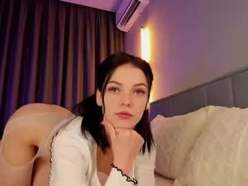 amazing_bitch on Chaturbate 