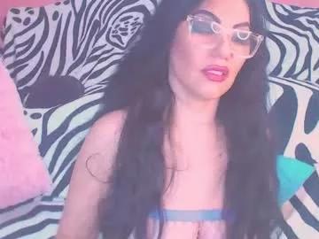 ary_z on Chaturbate