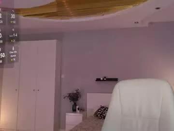 Private bellla_haddid on Chaturbate