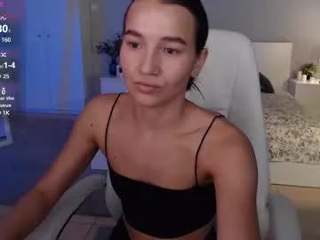 Private bellla_haddid on Chaturbate