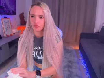 Freechat blush_mikki on Chaturbate