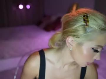 chloe_ri on Chaturbate