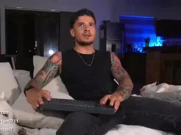 chris_morton on Chaturbate