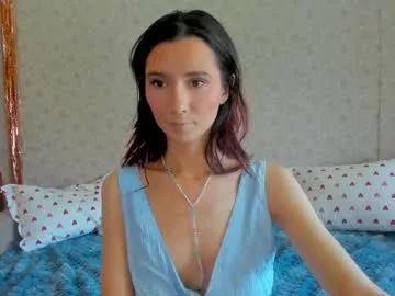 crystalnut on Chaturbate 