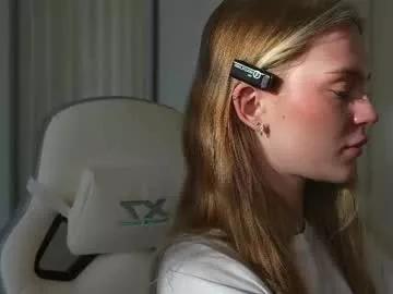 Freechat cyberheart_ on Chaturbate