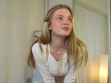 Freechat cyberheart_ on Chaturbate