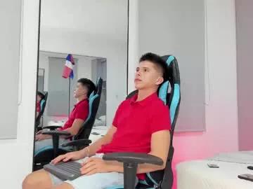 daddyrich4u on Chaturbate