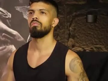 Freechat dann_saenz on Chaturbate