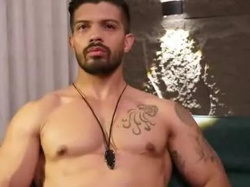 Freechat dann_saenz on Chaturbate