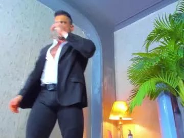 dennis_cox_ on Chaturbate 