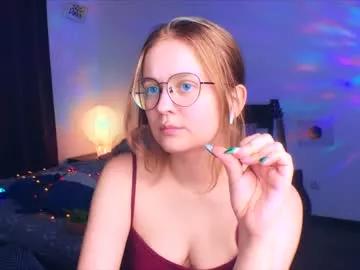 Freechat emilyforelsket on Chaturbate