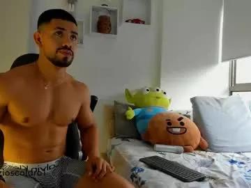 ezzio_scolaro on Chaturbate 