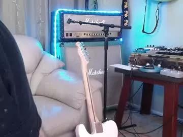 Freechat flanneldong on Chaturbate