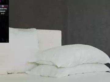 Freechat hefner_girl on Chaturbate