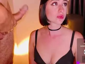 Freechat hey_its_meow on Chaturbate