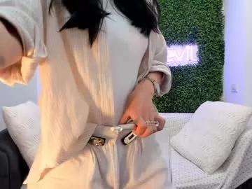 Freechat hotfallingdevil on Chaturbate