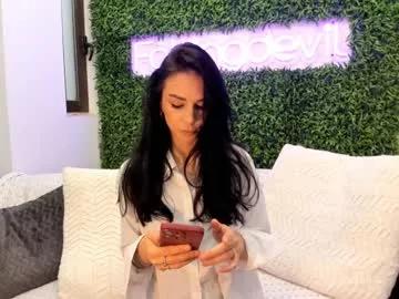 Freechat hotfallingdevil on Chaturbate