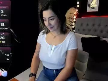 isabella_lt on Chaturbate 