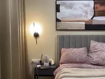 Freechat kiramystery on Chaturbate