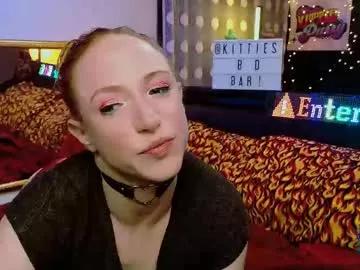 Freechat kittiepurry on Chaturbate