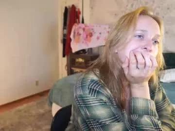Freechat laylas_universe on Chaturbate