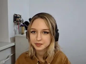 Freechat lezlielowe on Chaturbate