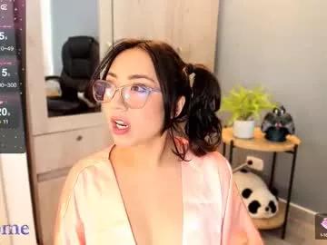 luci_fer15 on Chaturbate