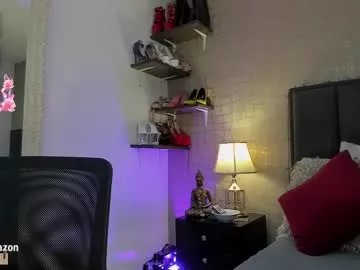 Freechat mariana_c on Chaturbate