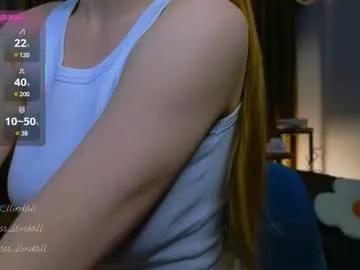 miiss_llindall on Chaturbate