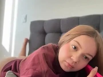 Freechat missameliah on Chaturbate