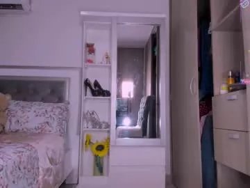 Freechat missameliah on Chaturbate