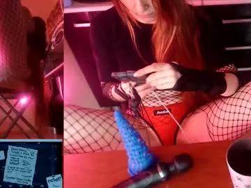 Freechat moon_shy on Chaturbate