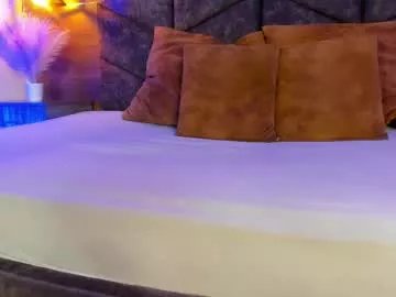 Freechat nahomicampbell_ on Chaturbate