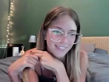 oliviahansleyy on Chaturbate