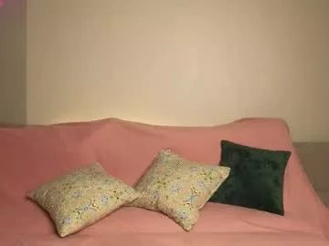 Freechat peachcreamcouple on Chaturbate