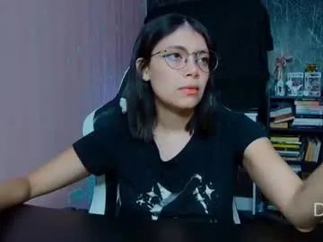 piixiie_d_oll on Chaturbate 