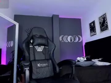 Freechat ravenwitch_ on Chaturbate