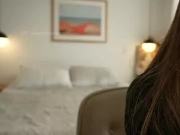 Private rebeccastonee on Chaturbate