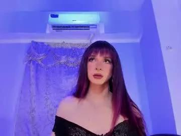 reginarose on Chaturbate