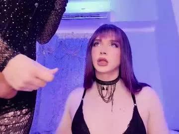 reginarose on Chaturbate