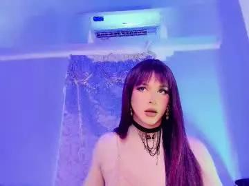 reginarose on Chaturbate