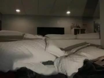 Freechat sayplsgdgrl on Chaturbate